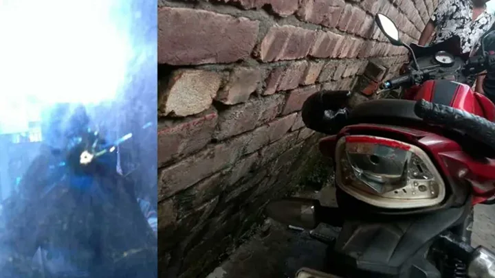 খুলনায় আওয়ামী লীগের মিছিল থেকে বিএনপি নেতার বাড়িতে গুলি