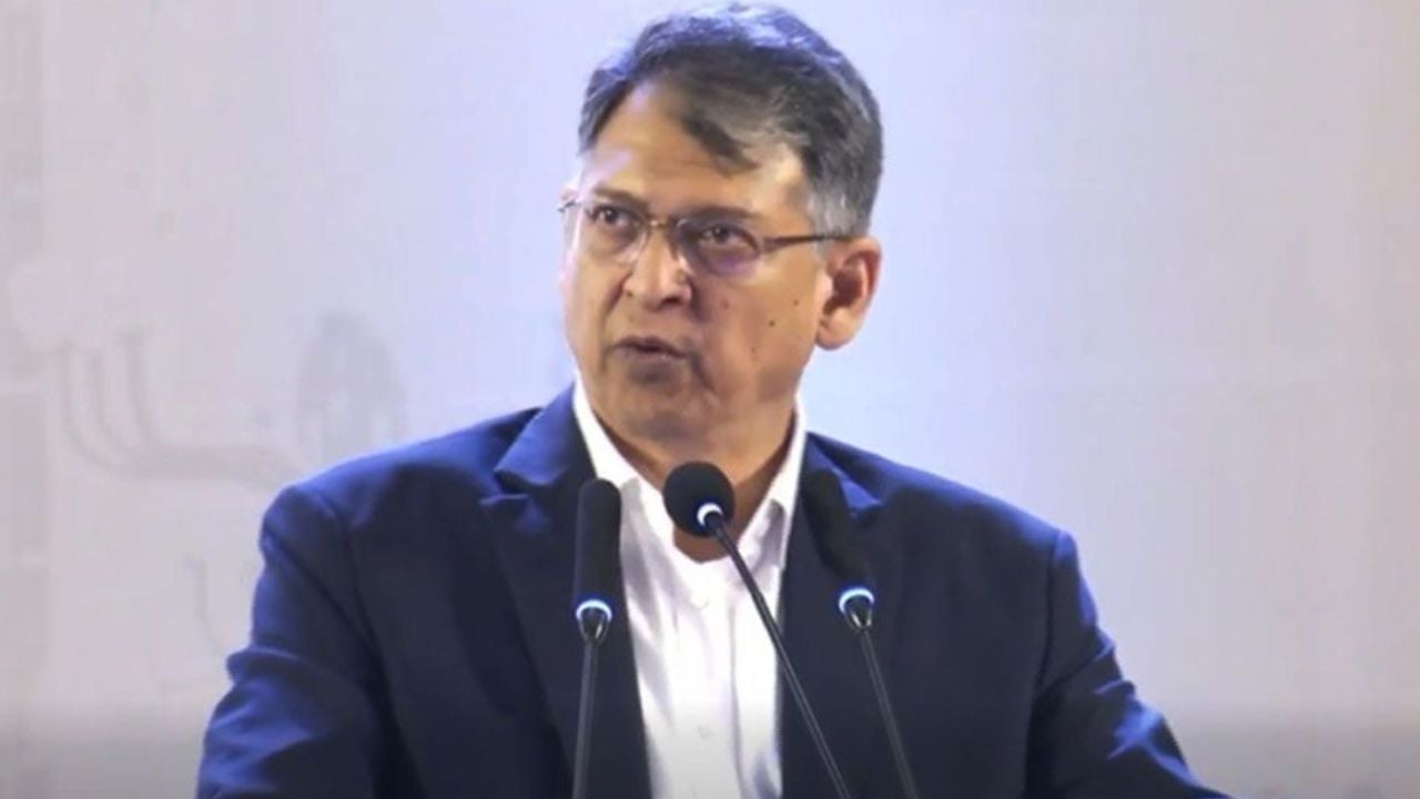 আ.লীগ দেশে আর রাজনীতি করতে পারবে না: স্বরাষ্ট্রমন্ত্রী