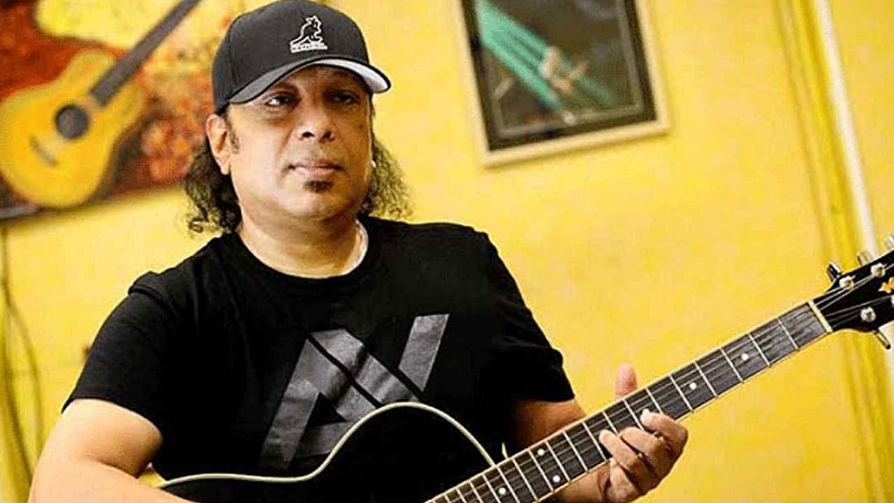 আইয়ুব বাচ্চুর জন্মদিনে ‘উত্তরাধিকার’, থাকছে ২০ গান
