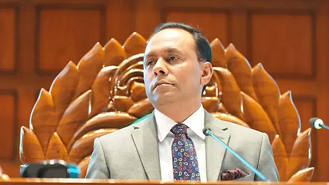 রাষ্ট্রপতিকে শপথ পড়াবেন ভারপ্রাপ্ত স্পিকার