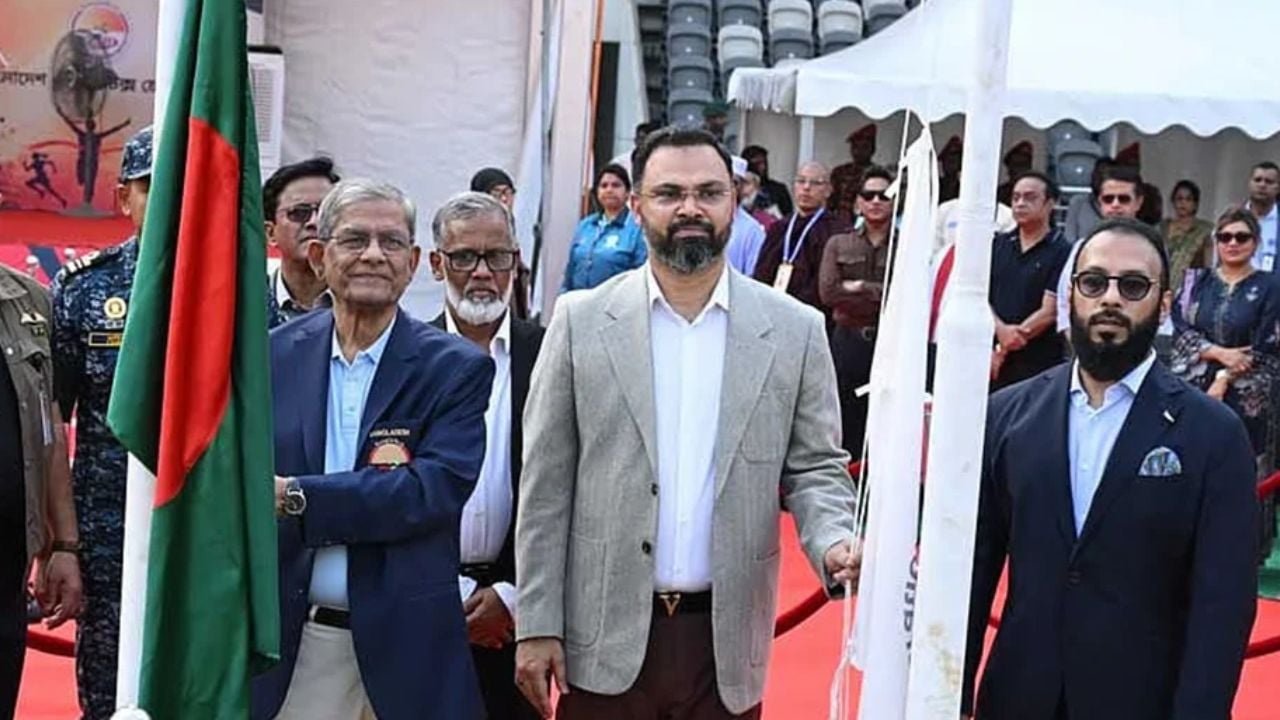 মাদক ও মোবাইল আসক্তি থেকে বাঁচতে তরুণদের মাঠে ফেরার আহ্বান রাষ্ট্রপতির