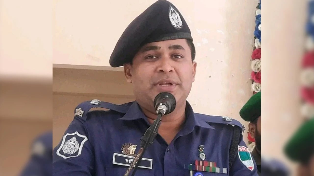 ক্যান্টনমেন্ট থানার সেই ওসি রাষ্ট্রদ্রোহ মামলায় গ্রেপ্তার
