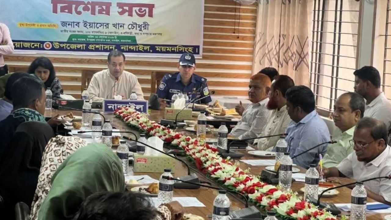 পুলিশকে নিষ্ক্রিয় করতে বিতর্ক সৃষ্টির চেষ্টা চলছে : তথ্য প্রতিমন্ত্রী