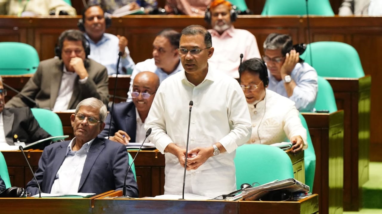 চাকরিপ্রার্থীদের বড় সুখবর দিলেন প্রধানমন্ত্রী