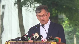 ভয়-ভীতি উপক্ষো করে জনমানুষকে সুরক্ষা দিতে হবে: পুলিশকে স্বরাষ্ট্রমন্ত্রী