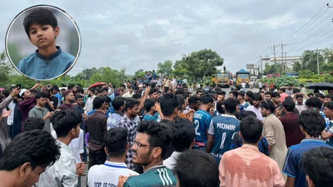অপ্রতিম হত্যার বিচারের দাবিতে ঢাকা-চট্টগ্রাম মহাসড়ক অবরোধ