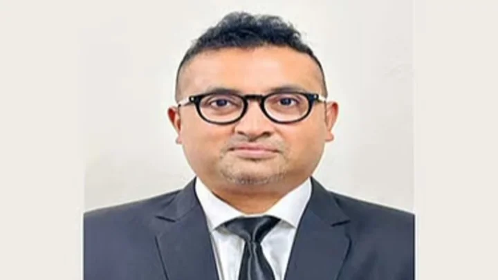 ঊর্ধ্বতন কর্মকর্তার নির্দেশে জিয়ার মরদেহ পাহাড়ে নিয়ে যান মোজাফফর: প্রসিকিউটর