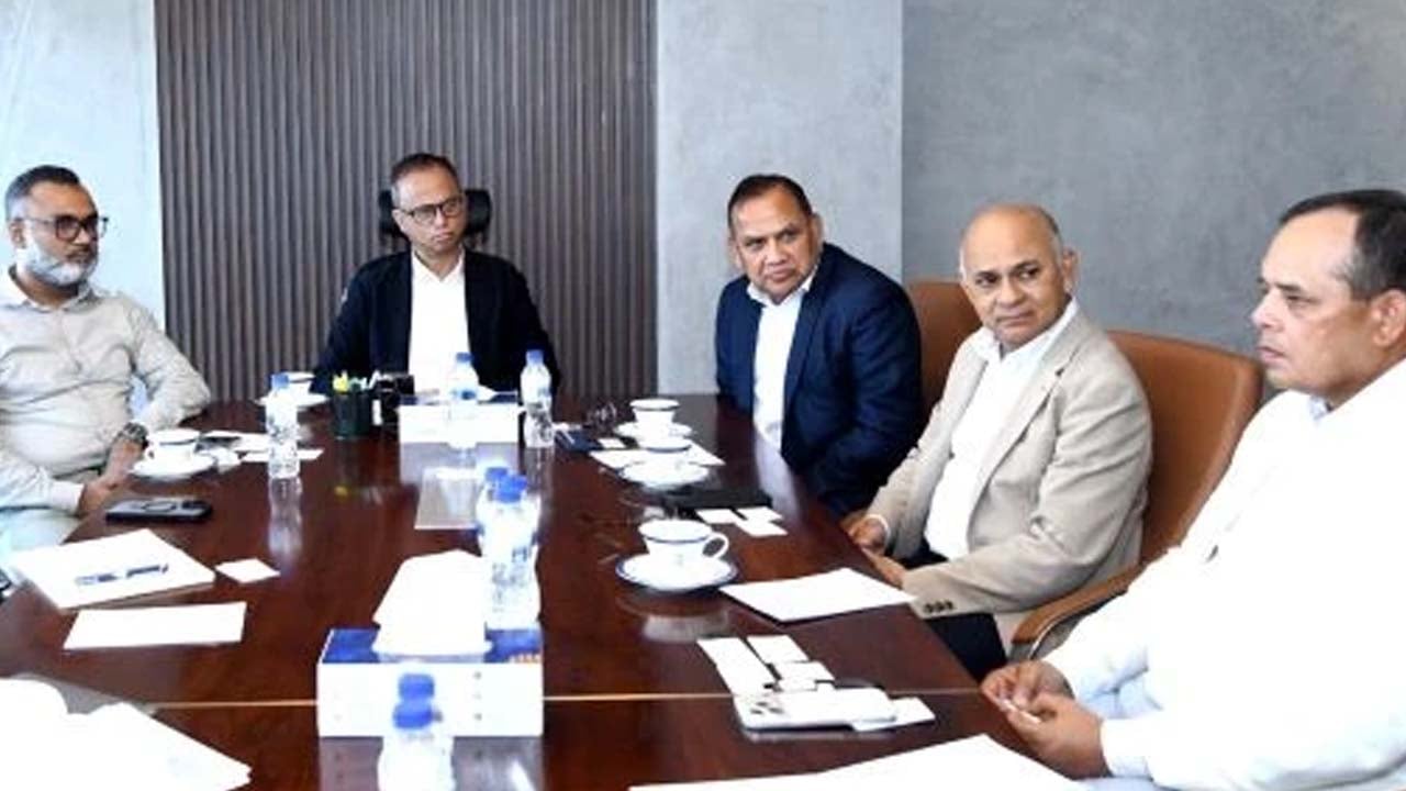 অর্থনৈতিক অঞ্চলে ইউটিলিটি সংকট, উৎপাদনে যেতে পারেনি অনেক প্রতিষ্ঠান