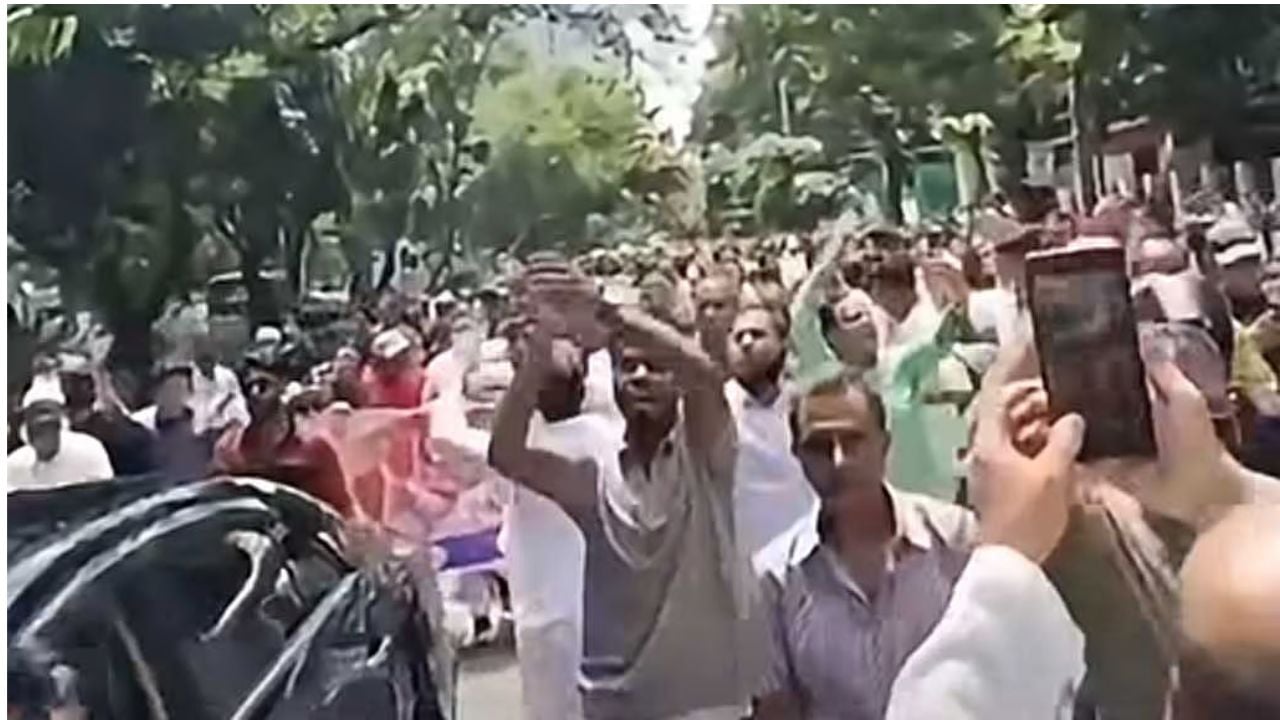 গুলশানে আওয়ামী লীগের মিছিলের
ঘটনায় গ্রেপ্তার আরও ৪০