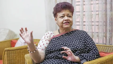 ঢাবিতে নিকাব পরায় শিক্ষার্থীকে হেনস্তার অভিযোগ, শিক্ষিকাকে অব্যাহতি