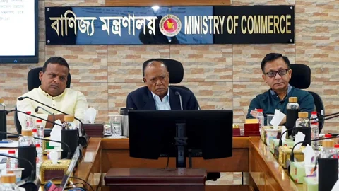 জাহাজশিল্পের জটিলতা কাটাতে প্রক্রিয়া সহজ করার উদ্যোগ
