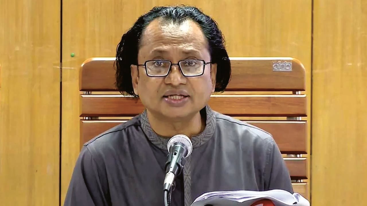 অতিরিক্ত বিদ্যুৎ বিল এলে কী করণীয়, জানালেন তথ্য উপদেষ্টা