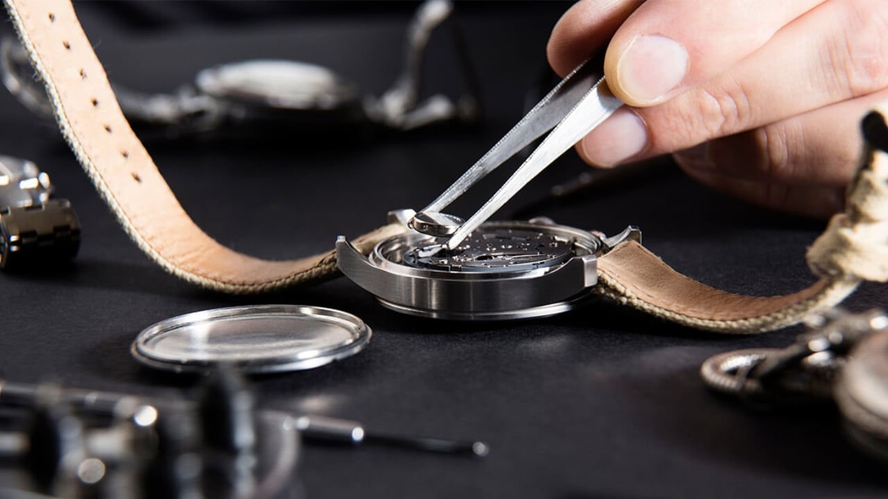 কেমন আছেন ঘড়ির ডাক্তাররা