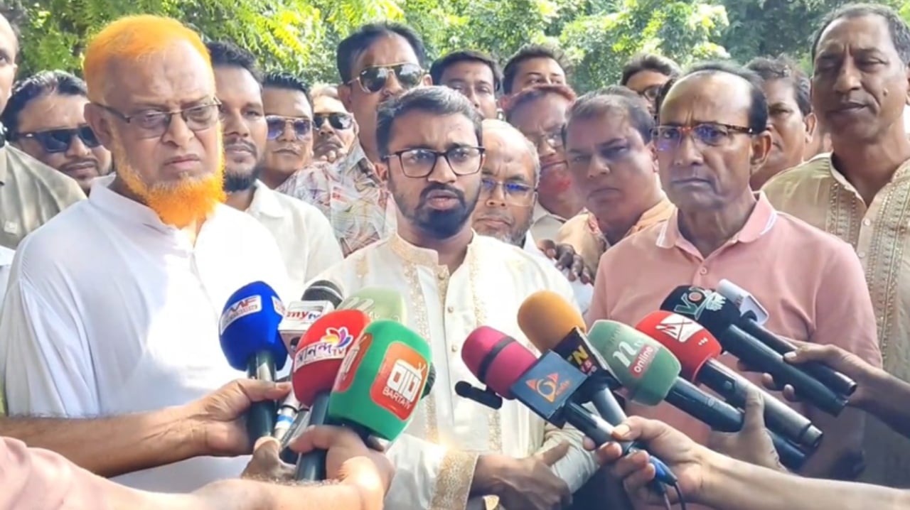 জামায়াত আ. লীগকে ফেরাতে চক্রান্ত করছে: রাশেদ খাঁন