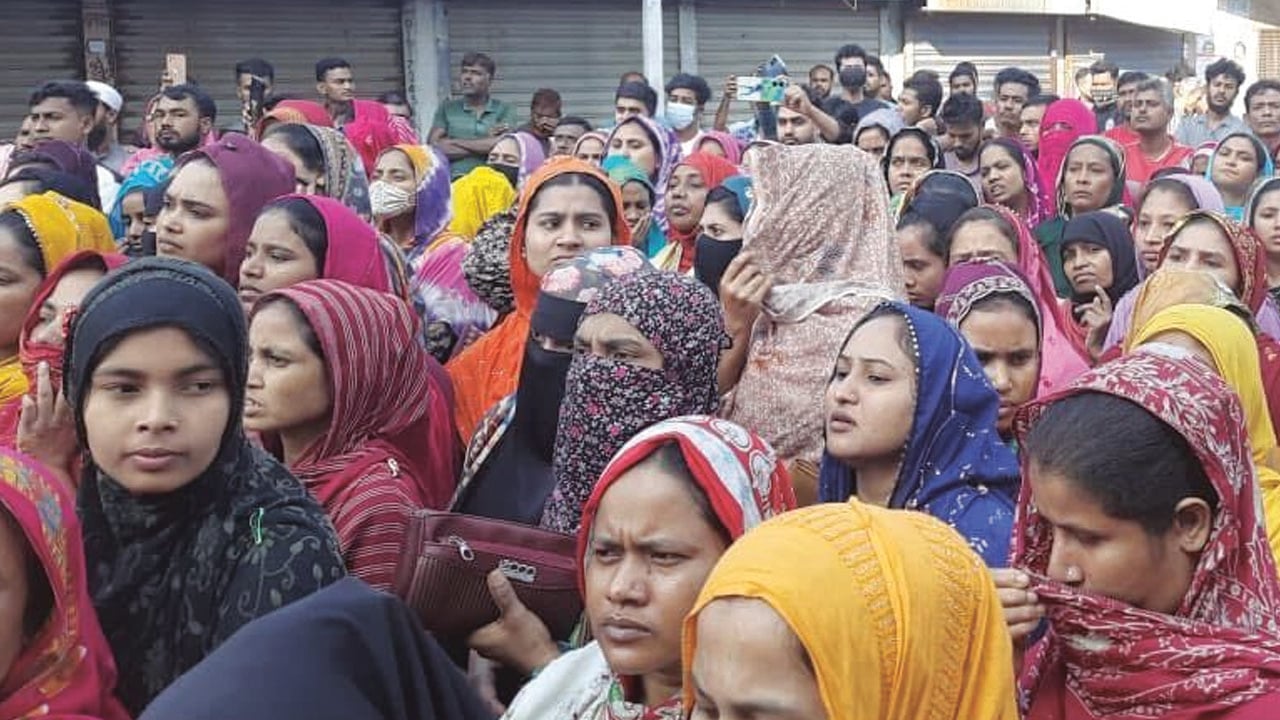 এবার গাজীপুরে বন্ধ হলো কারখানা, কর্মহীন ১৮০০ শ্রমিক