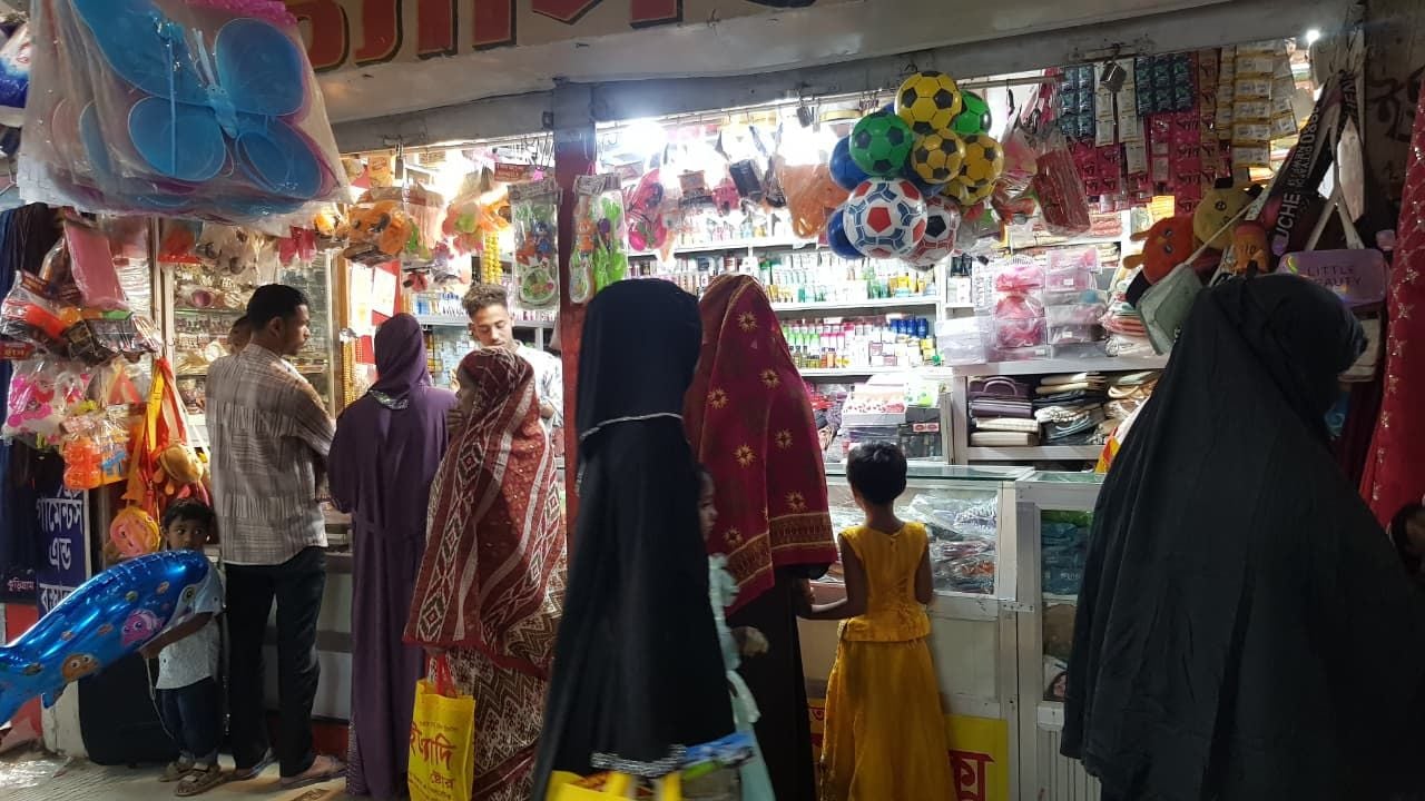 বুধবার রাজধানীর যেসব মার্কেট বন্ধ