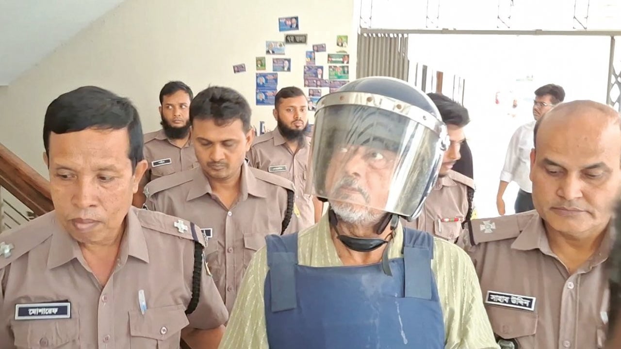 ‘এখন ক্ষমতা আছে গ্রেপ্তার দেখান, আমরাও শেষ দেখে নেবো’