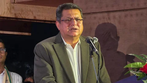 জামায়াতের লংমার্চের প্রয়োজনীয়তা নিয়ে প্রশ্ন গণপূর্তমন্ত্রীর