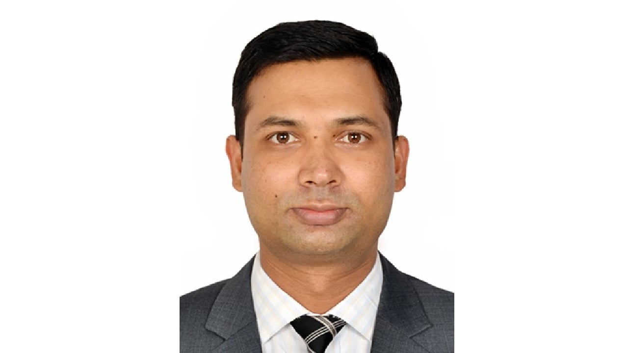 বরিশালের নতুন জেলা প্রশাসক মামুন খন্দকার