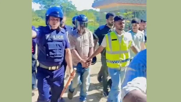 ফেসবুকে ‘ধর্ম অবমাননার’ পোস্ট, বিক্ষোভের মধ্যে হেফাজতে নিল পুলিশ