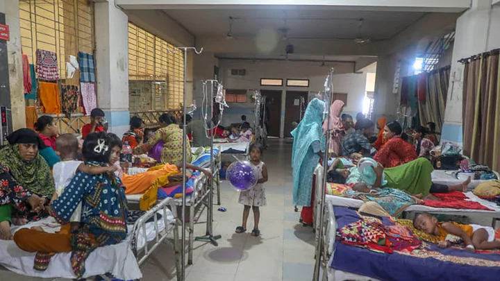 মুগদা হাসপাতালে ২০০ রোগীর বিপরীতে এক ডাক্তার, দুই নার্স