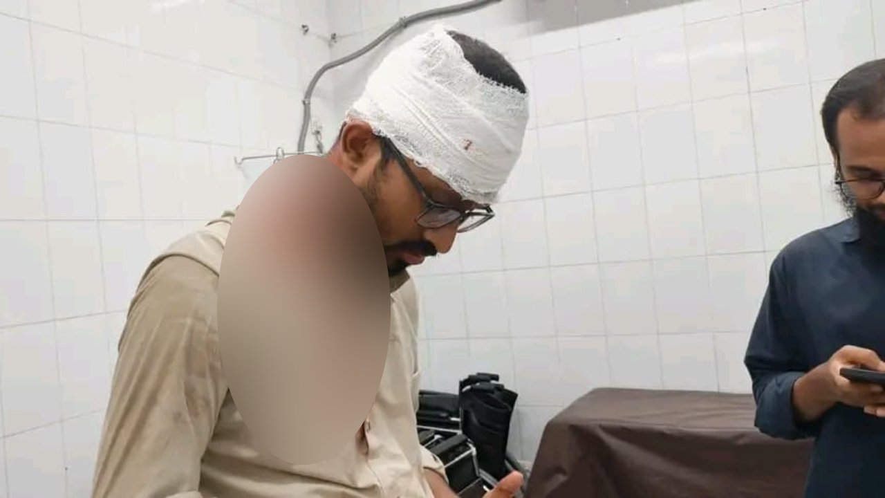 এবার জকসু নেতা নূর মোহাম্মদকে মারধর, অভিযোগ ছাত্রদলের বিরুদ্ধে