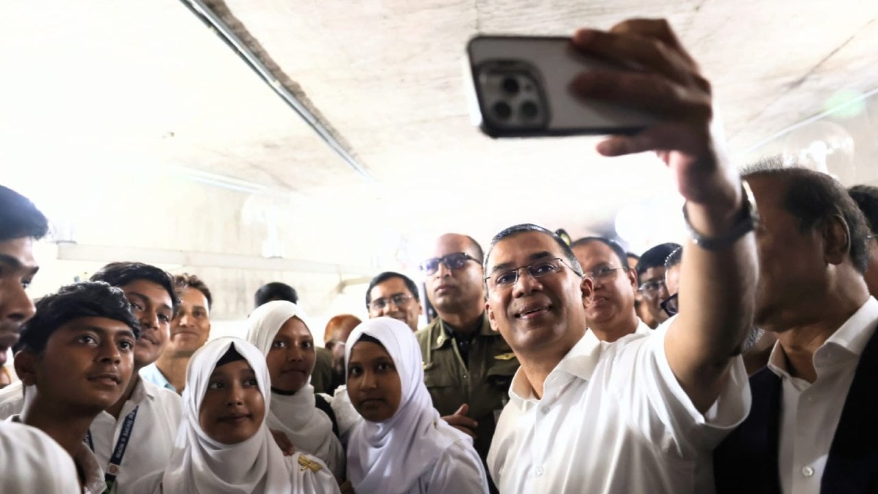 সংসদ ভবনে শিক্ষার্থীদের জন্য মধ্যাহ্নভোজের আয়োজন প্রধানমন্ত্রীর (1)