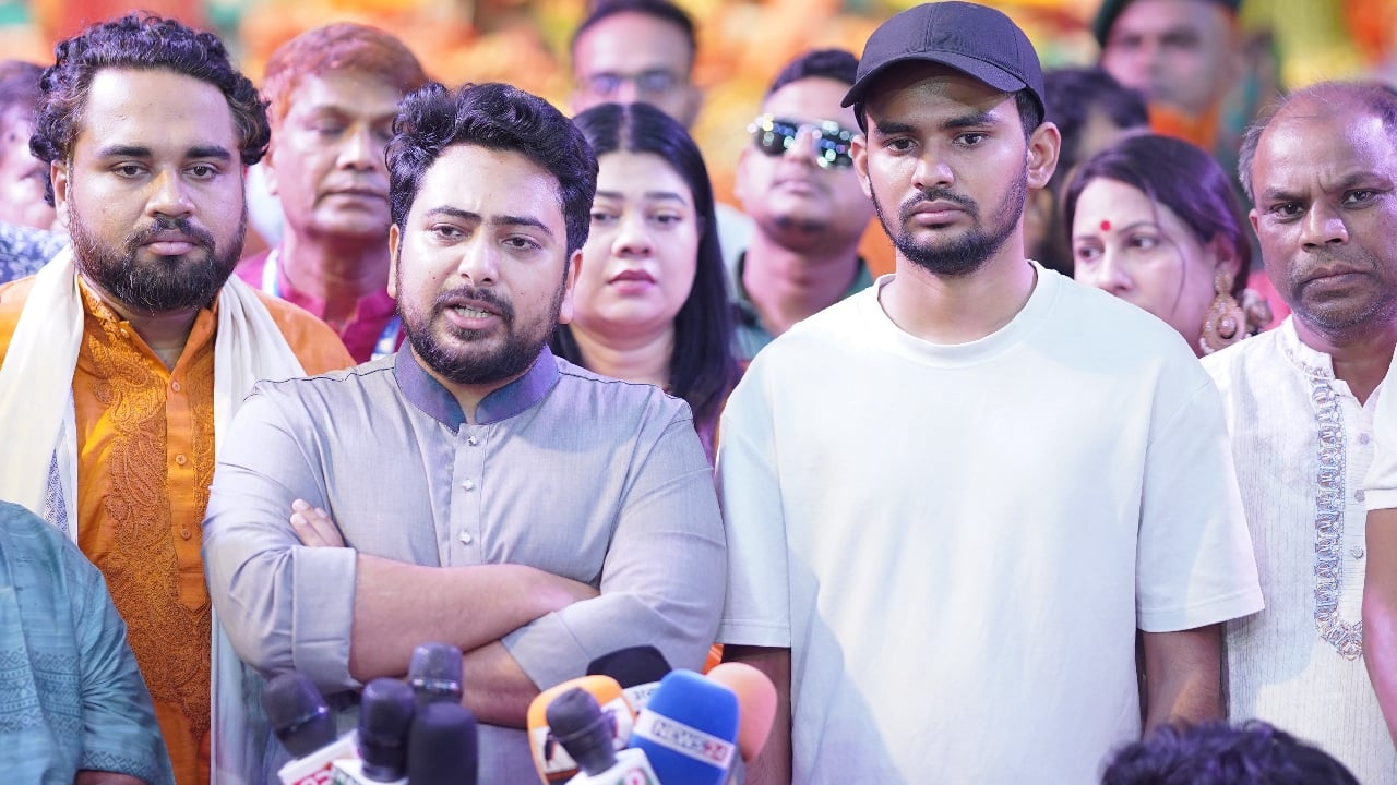 দেশবাসী তাকিয়ে আছে কবে স্বরাষ্ট্রমন্ত্রী পদত্যাগ করবেন: নাহিদ ইসলাম