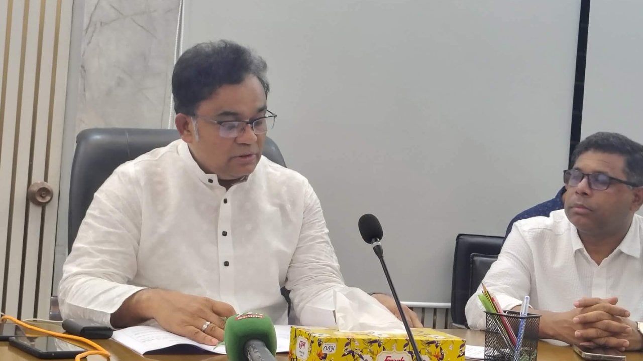 জুলাইয়ে শিক্ষার্থীদের ওপর হামলা: শাস্তি পেলো জাবির ১১ শিক্ষক