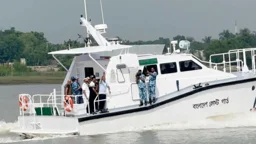 মোংলা বন্দরে পৌঁছেছেন প্রধানমন্ত্রী