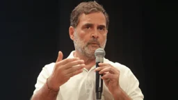 ‘সত্যাগ্রহ’ নামে প্রতিবাদী ওয়েবসাইট চালু করলেন রাহুল গান্ধী