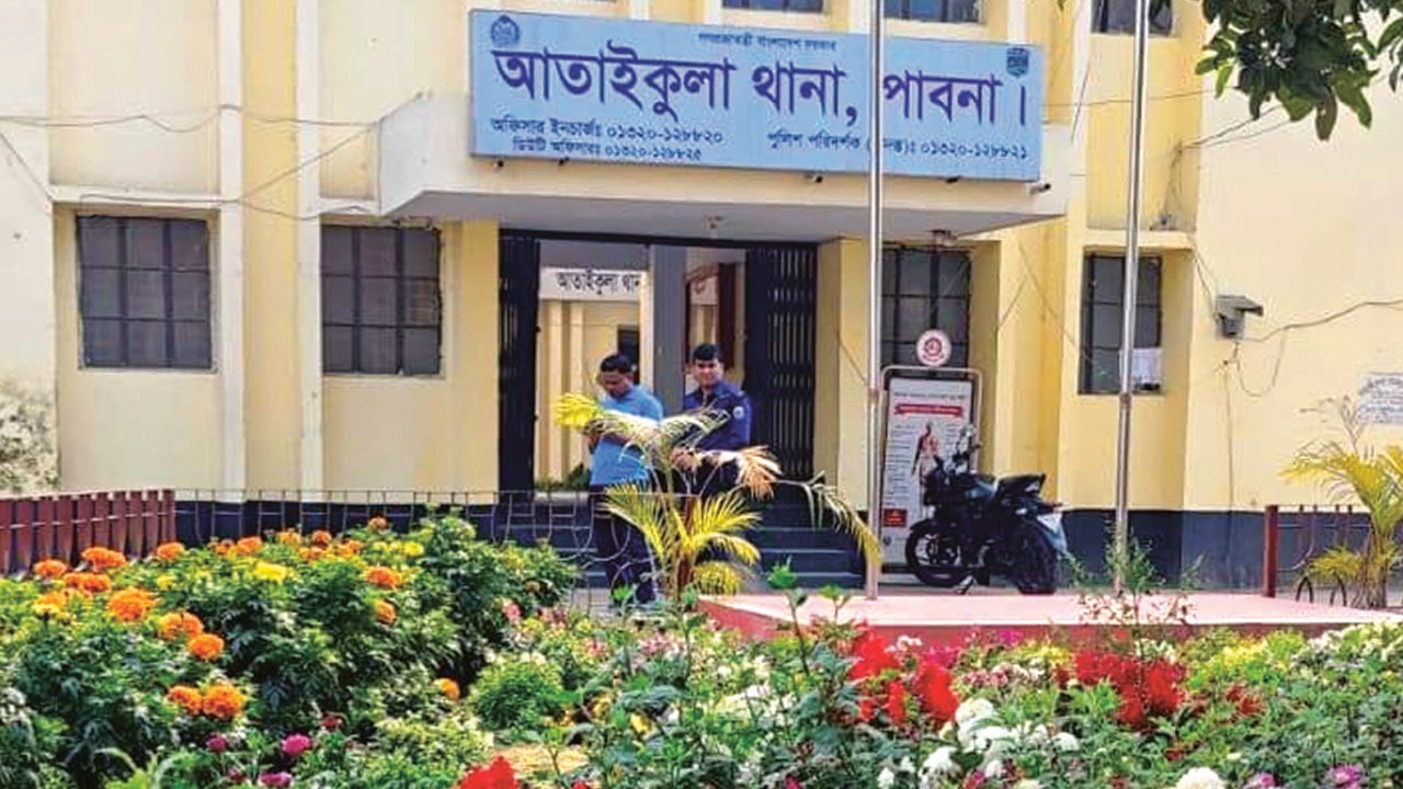 পুকুরে বিদ্যুতায়িত হয়ে প্রাণ গেলো স্বামী-স্ত্রীর