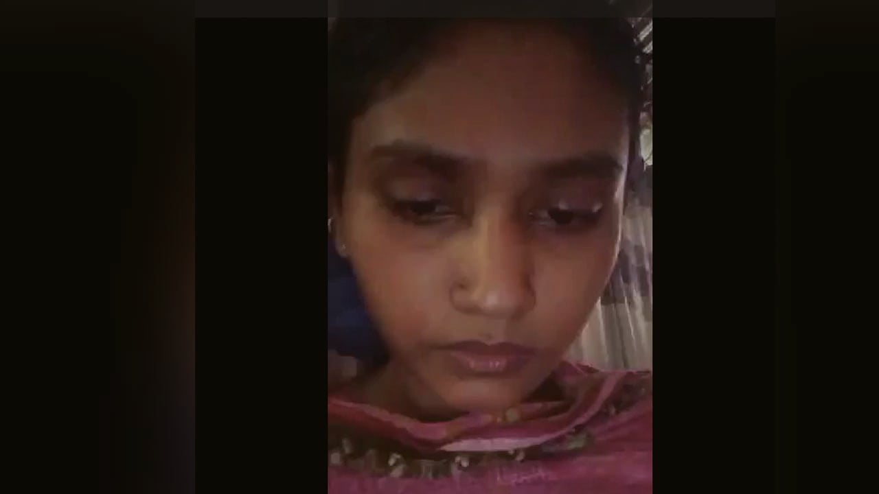 ‘কবরের কাছে একটু যাইও তুমি, একা থাকতে ভয় করে’