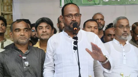 বিশৃঙ্খলা সৃষ্টিকারীদের দাঁতভাঙা জবাব দেওয়া হবে: প্রাণিসম্পদ প্রতিমন্ত্রী
