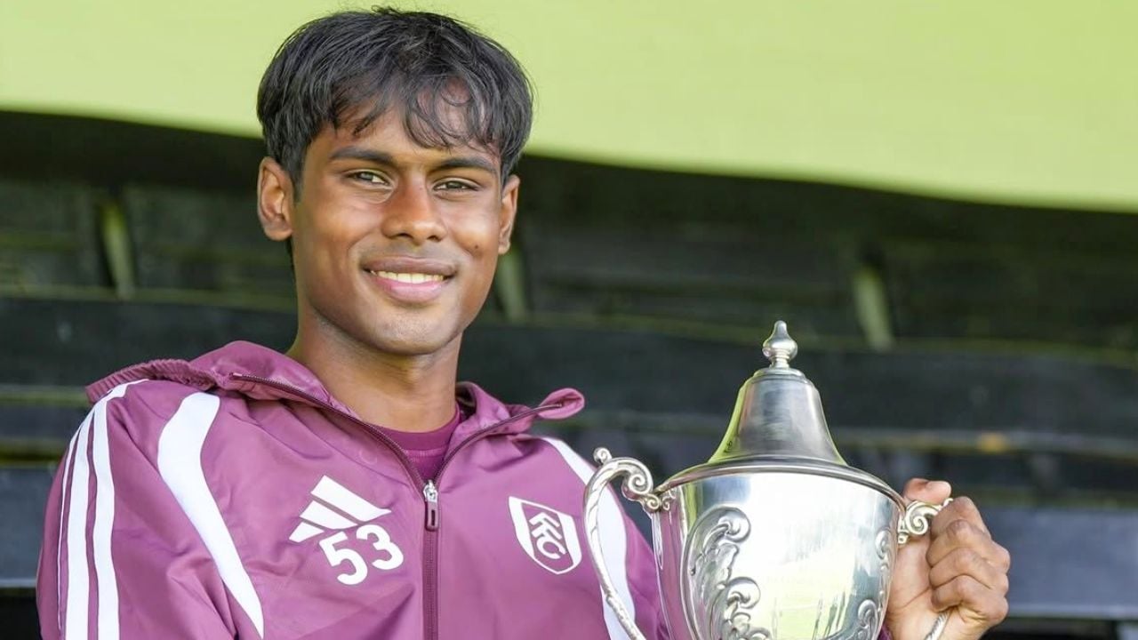ফুলহামের বর্ষসেরা ফুটবলার হলেন ফারহান