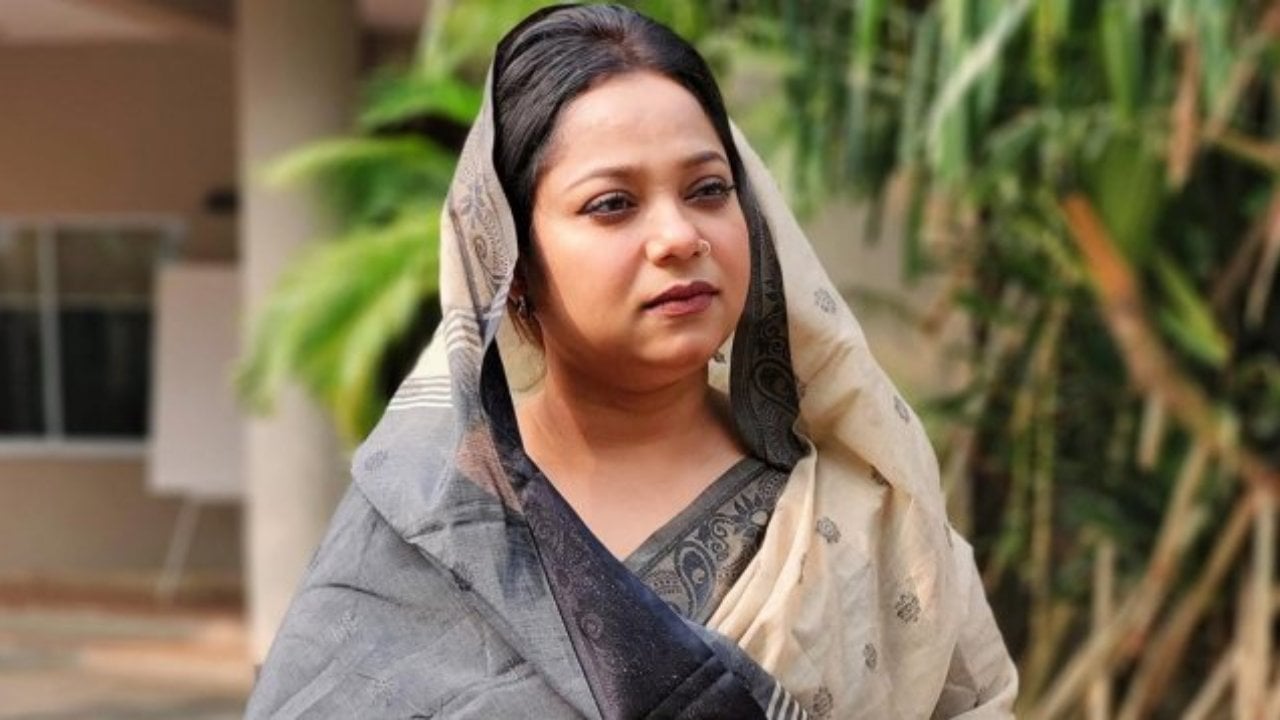 দূরত্ব যতই হোক, দেশের প্রতি ভালোবাসা কমে না_ ডলি সায়ন্তনী (2)