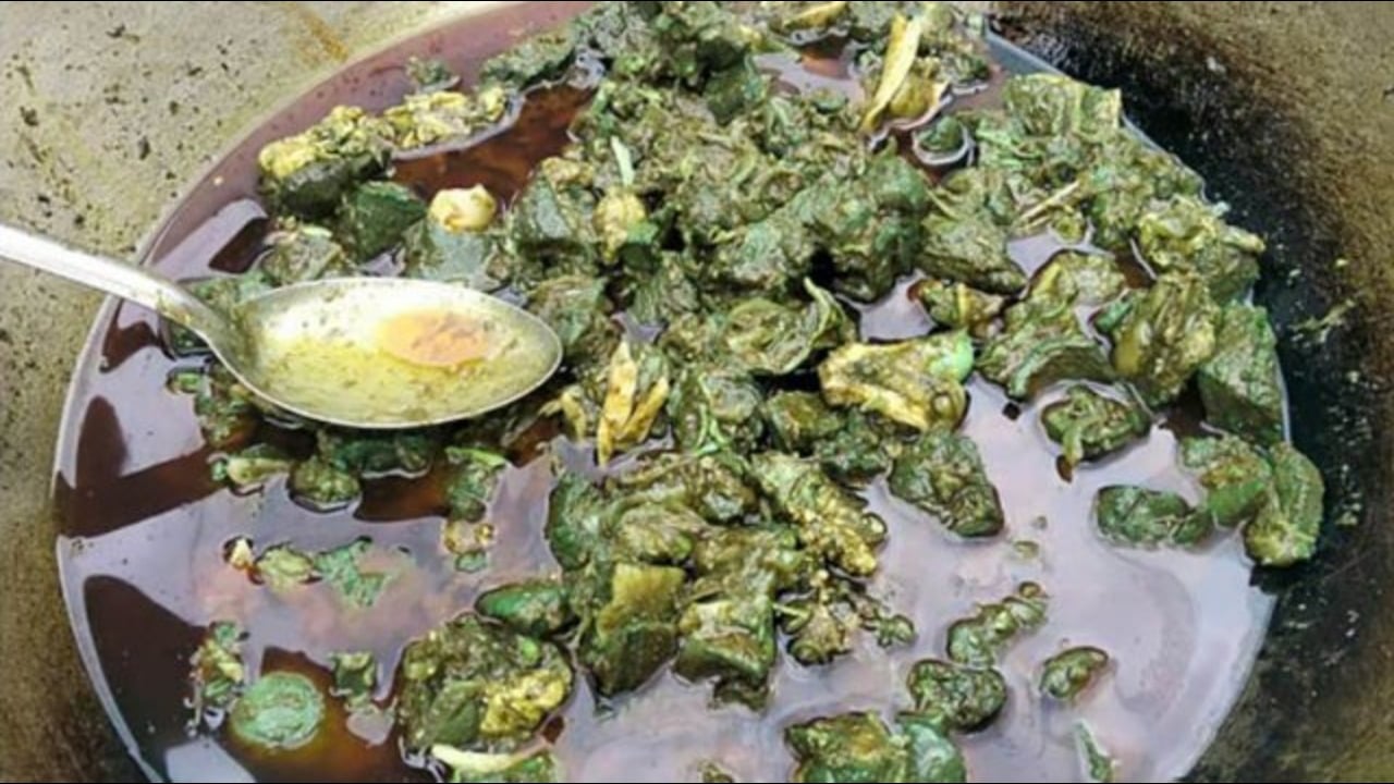 রান্নার সময় সবুজ হয়ে গেলো গরুর মাংসের রং