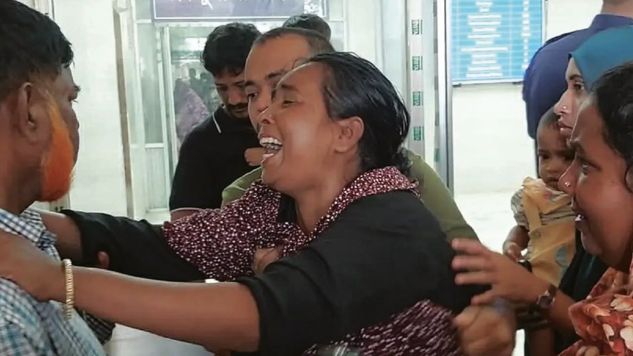 একদিনে সড়কে ঝরল ১৮ প্রাণ