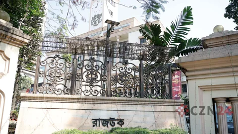 বোর্ড গঠন করেও শৃঙ্খলা ফেরেনি, আগের মতোই চলছে রাজউক