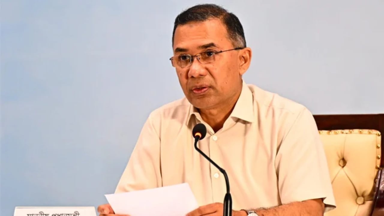 শিক্ষকদের অবসরভাতায় ঘুষ লেনদেন, প্রধানমন্ত্রীর ক্ষোভ