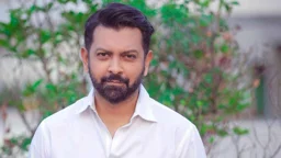‘বিরতিতে চেষ্টা করছি সেই পুরোনো মানুষটাকে খুঁজে বের করতে’