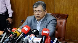 ‘ক্রসফায়ারের’ ক্ষেত্রে জিরো টলারেন্স, আইজিপির বক্তব্য অনুচিত: স্বরাষ্ট্রমন্ত্রী