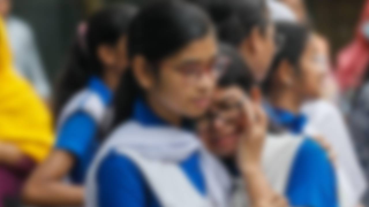 এসএসসিতে শতভাগ পাসের নেপথ্যে শিক্ষার্থী বাদ দেওয়ার অভিযোগ