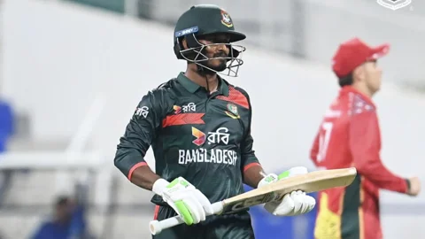জিম্বাবুয়ের কাছে ৯৯ রানে হারলো বাংলাদেশ