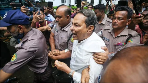 ইনুর সাজা বাড়িয়ে মৃত্যুদণ্ড চেয়ে আপিল
