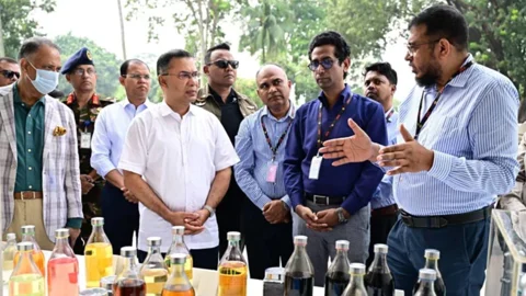 বর্জ্য থেকে জ্বালানি তেল উৎপাদন প্রকল্পে সহযোগিতার আশ্বাস প্রধানমন্ত্রীর