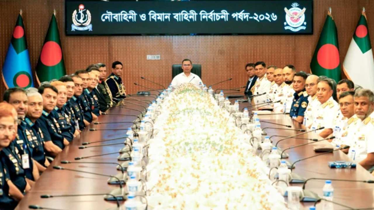 রাজনৈতিক পরিচয় নয়, যোগ্যতার ভিত্তিতে পদোন্নতি: প্রধানমন্ত্রী
