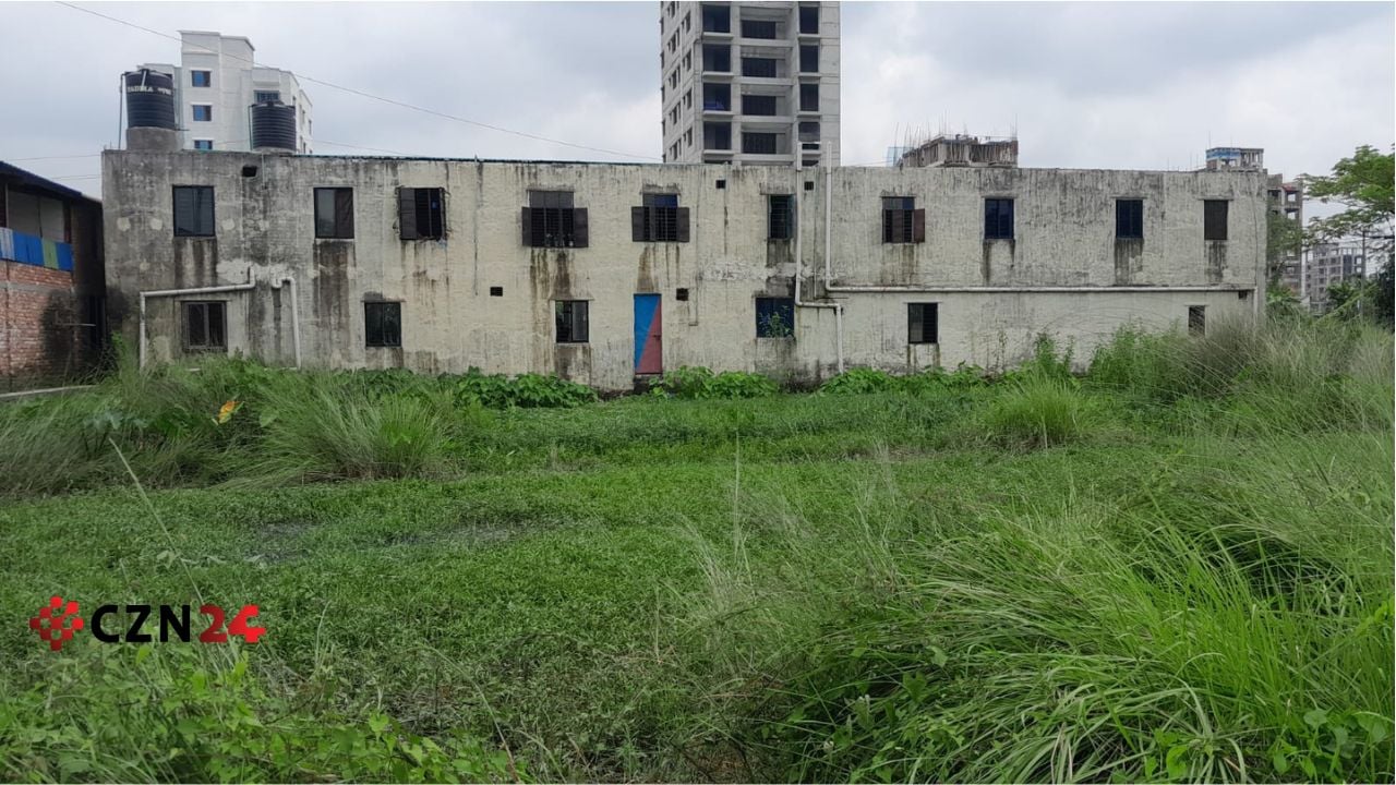 উত্তরা আবাসিক এলাকার ১৬ নম্বর সেক্টরের ই-ব্লকের ১/এ নম্বর সড়কের ১ নম্বর প্লট। ছবি: সিজেডএন টোয়েন্টিফোর 