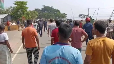 সুনামগঞ্জে মাইকে ঘোষণা দিয়ে সংঘর্ষ, আহত ২০