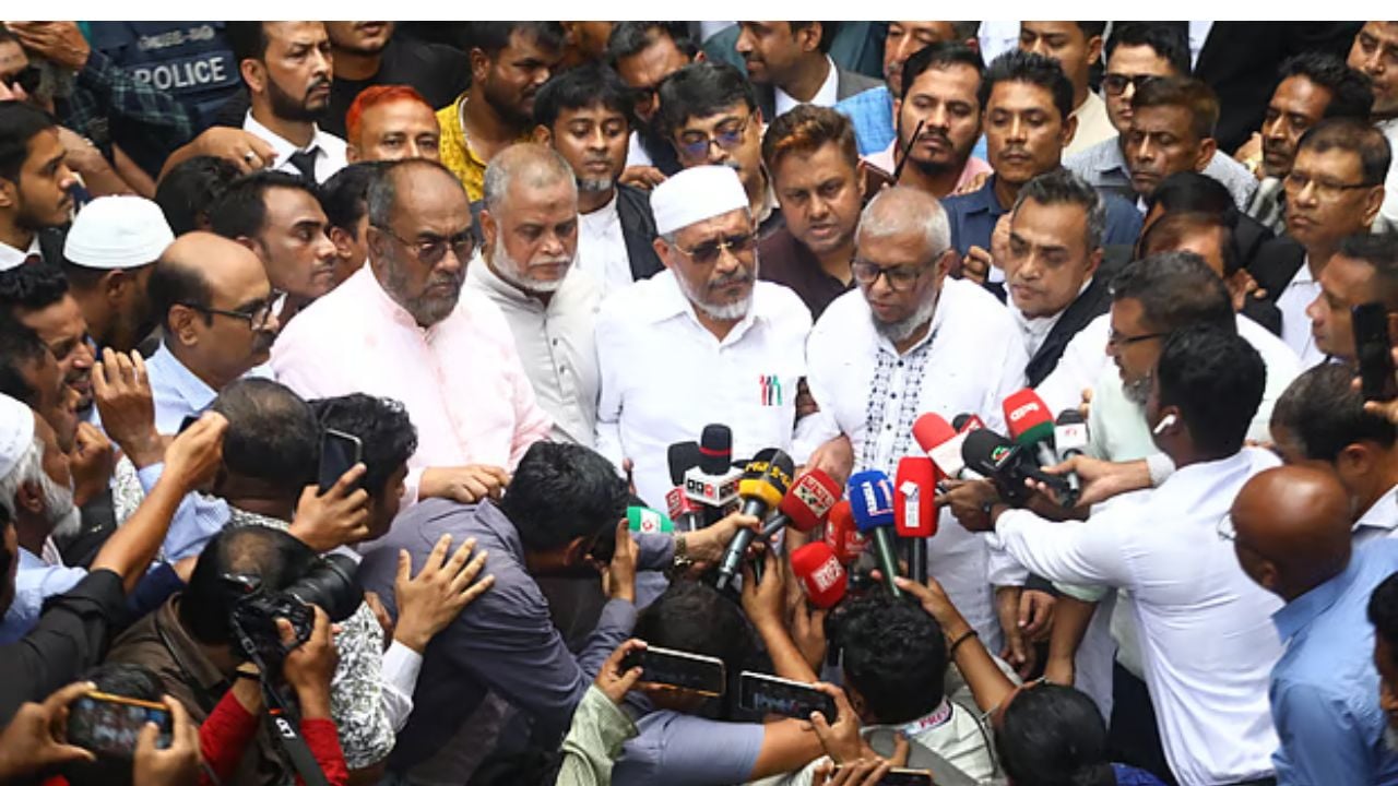 সুরঞ্জিত সেনগুপ্ত হত্যাচেষ্টা মামলায় আরিফুল-বাবরসহ আটজন খালাস, একজনের মৃত্যুদণ্ড